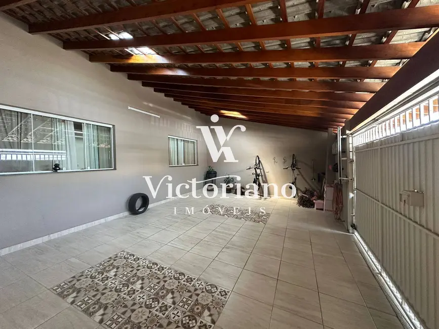 Foto 7 de Casa com 4 quartos à venda, 300m2 em Jardim Califórnia, Jacarei - SP