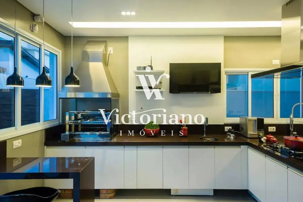 Foto 6 de Casa de Condomínio com 3 quartos à venda, 250m2 em Parque Califórnia, Jacarei - SP