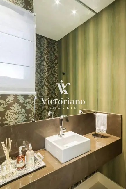 Foto 9 de Casa de Condomínio com 3 quartos à venda, 250m2 em Parque Califórnia, Jacarei - SP