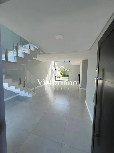 Foto 3 de Casa de Condomínio com 3 quartos à venda, 360m2 em Sao Jose Dos Campos - SP