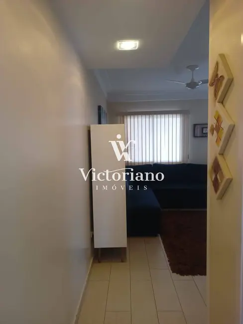 Foto 2 de Casa de Condomínio com 3 quartos à venda, 150m2 em Loteamento Villa Branca, Jacarei - SP