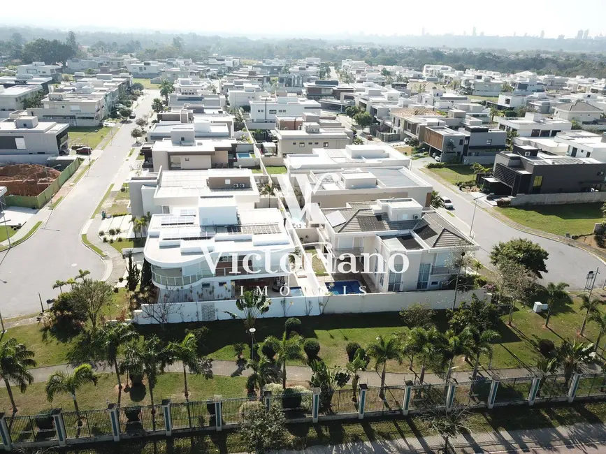 Casa de Condomínio com 4 quartos à venda, 450m2 em Sao Jose Dos Campos - SP - imagem 9 Foto 9 de Casa de Condomínio com 4 quartos à venda, 450m2 em Sao Jose Dos Campos - SP