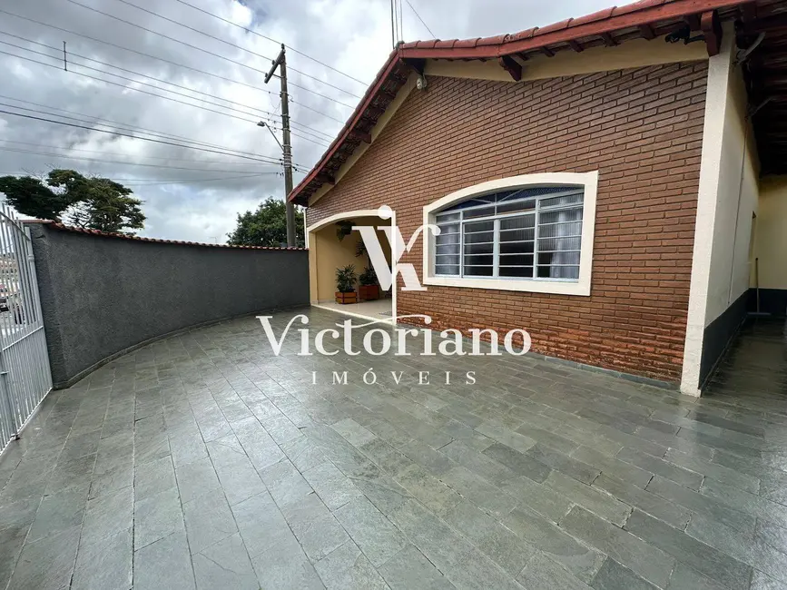 Foto 1 de Casa com 3 quartos à venda, 300m2 em Sao Jose Dos Campos - SP