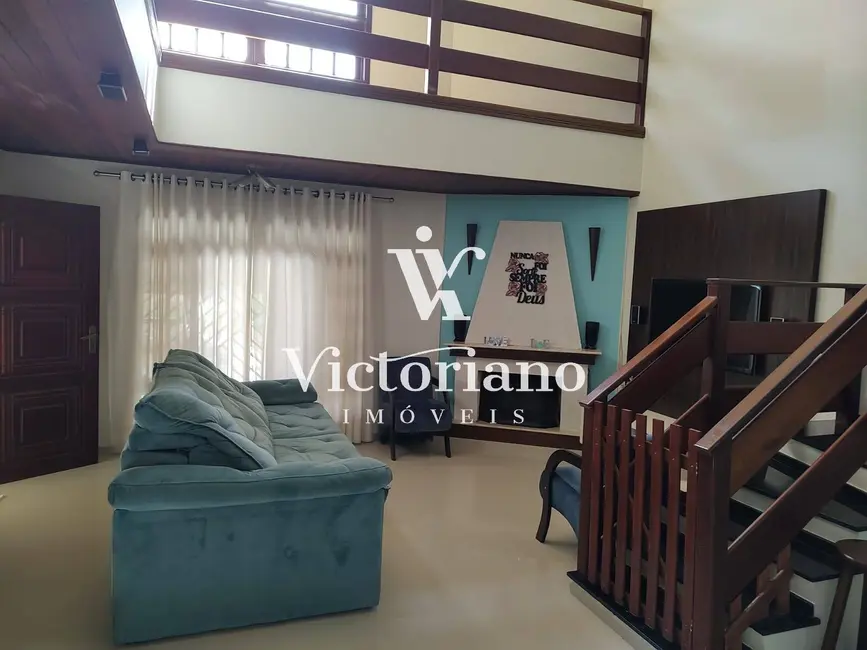 Foto 1 de Casa com 3 quartos à venda, 200m2 em Loteamento Villa Branca, Jacarei - SP