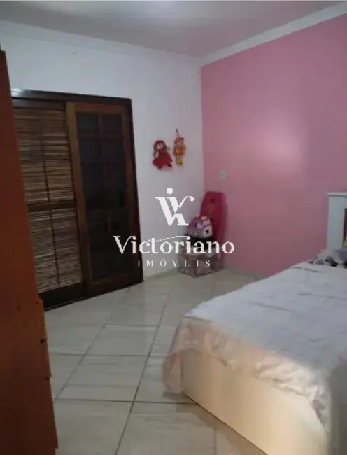 Foto 8 de Casa com 4 quartos à venda, 140m2 em Residencial Santa Paula, Jacarei - SP