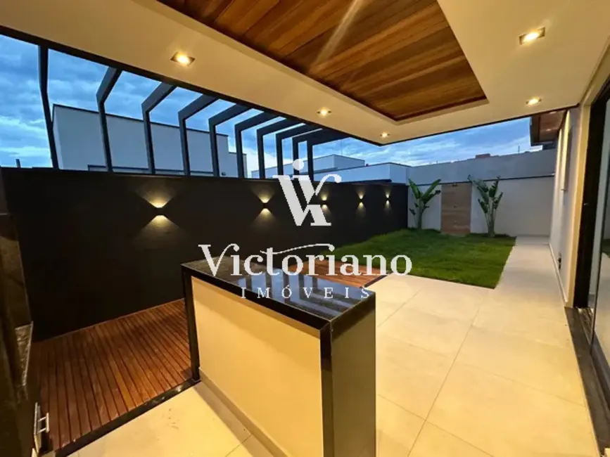 Foto 1 de Casa de Condomínio com 3 quartos à venda, 300m2 em Cacapava - SP