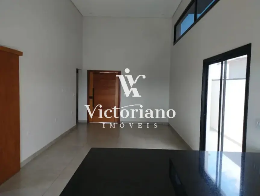 Foto 4 de Casa de Condomínio com 3 quartos à venda, 330m2 em Cacapava - SP