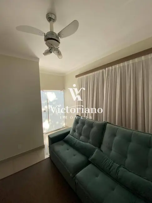 Foto 3 de Casa com 4 quartos à venda, 207m2 em Loteamento Villa Branca, Jacarei - SP