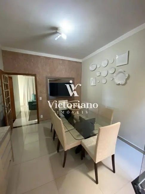 Foto 7 de Casa com 4 quartos à venda, 207m2 em Loteamento Villa Branca, Jacarei - SP