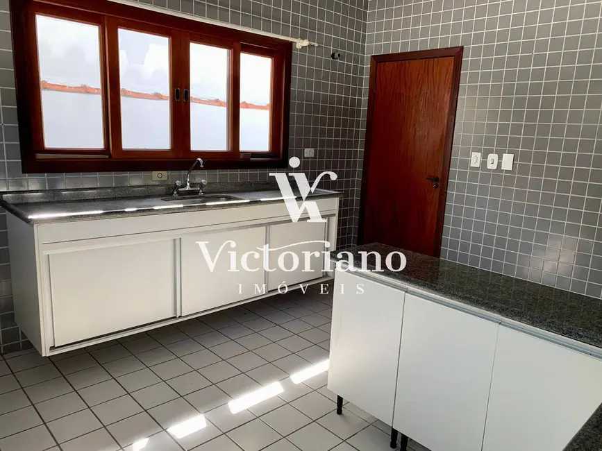 Foto 6 de Casa de Condomínio com 3 quartos à venda, 300m2 em Sao Jose Dos Campos - SP