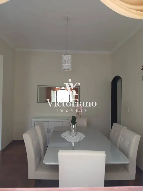 Foto 5 de Casa com 3 quartos à venda, 143m2 em Sao Jose Dos Campos - SP