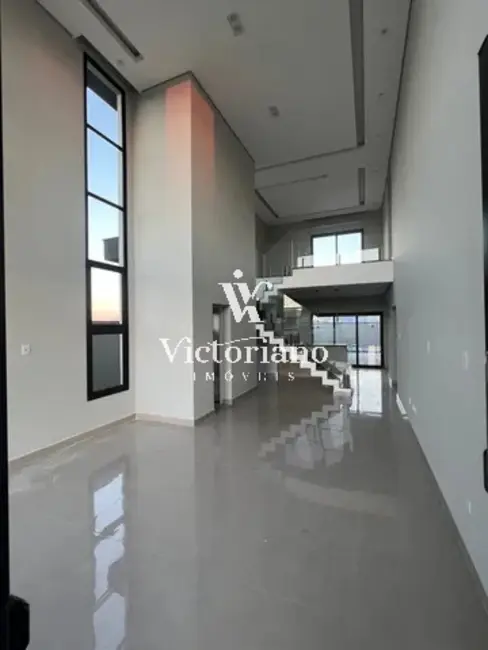 Casa de Condomínio com 3 quartos à venda, 360m2 em Cacapava - SP - imagem 3 Foto 3 de Casa de Condomínio com 3 quartos à venda, 360m2 em Cacapava - SP