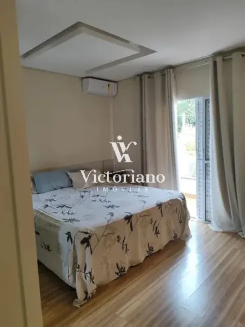 Foto 7 de Casa de Condomínio com 3 quartos à venda, 250m2 em Jardim Panorama, Jacarei - SP