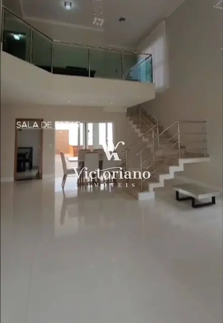 Foto 3 de Casa de Condomínio com 3 quartos à venda, 300m2 em Cacapava - SP