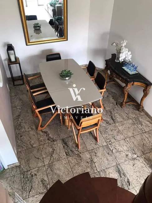 Apartamento com 3 quartos à venda, 240m2 em Sao Jose Dos Campos - SP - imagem 4 Foto 4 de Apartamento com 3 quartos à venda, 240m2 em Sao Jose Dos Campos - SP