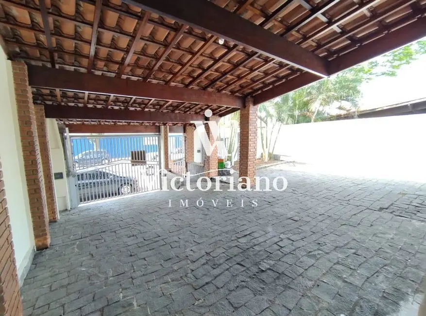 Foto 2 de Casa com 4 quartos à venda, 330m2 em Jardim América, Jacarei - SP