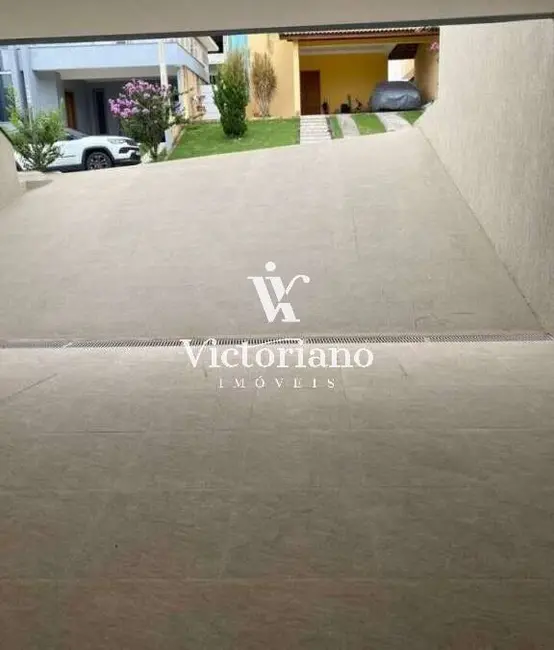 Foto 3 de Casa de Condomínio com 3 quartos à venda, 250m2 em Jardim Residencial Golden Park, Jacarei - SP