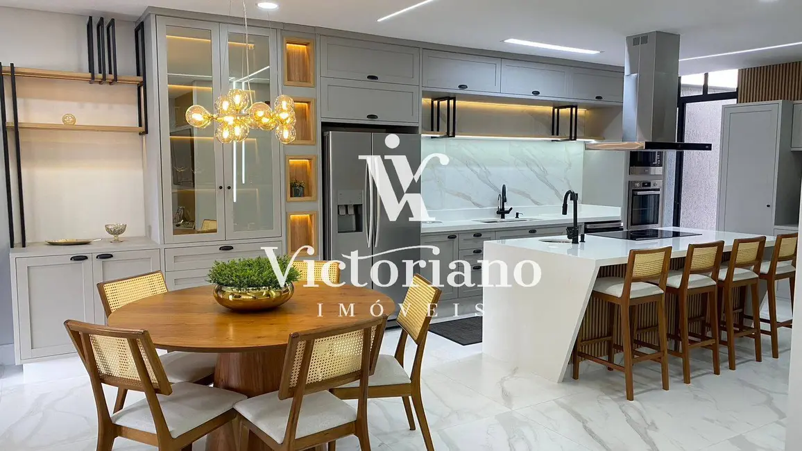 Foto 1 de Casa com 3 quartos à venda, 243m2 em Sao Jose Dos Campos - SP