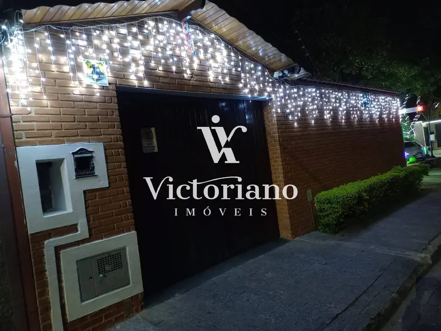 Foto 1 de Casa com 4 quartos à venda, 270m2 em Sao Jose Dos Campos - SP