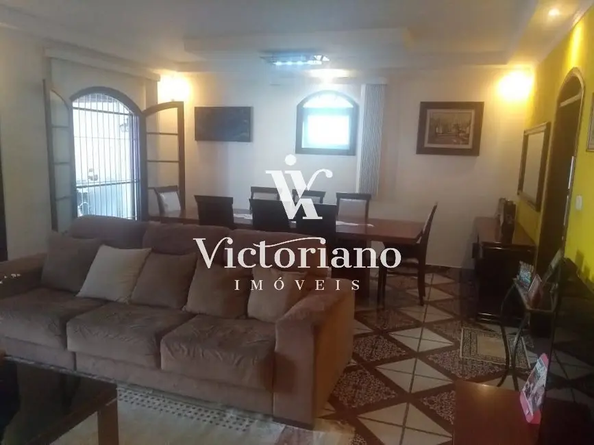 Foto 2 de Casa com 4 quartos à venda, 270m2 em Sao Jose Dos Campos - SP