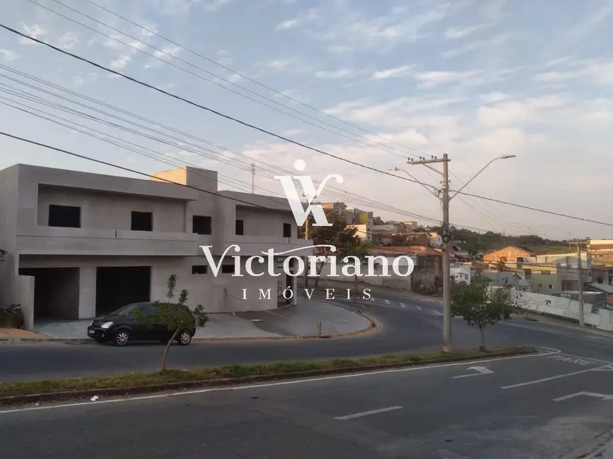 Foto 2 de Casa com 4 quartos à venda, 250m2 em Sao Jose Dos Campos - SP