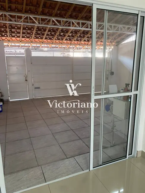 Foto 4 de Casa com 3 quartos à venda, 130m2 em Parque Califórnia, Jacarei - SP