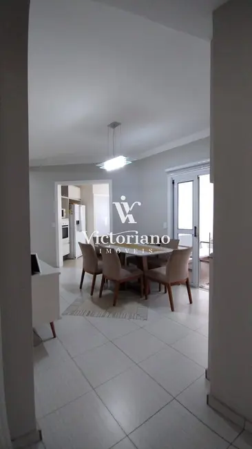 Foto 1 de Casa de Condomínio com 3 quartos à venda, 283m2 em Parque Califórnia, Jacarei - SP