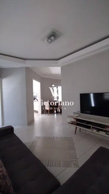 Foto 4 de Casa de Condomínio com 3 quartos à venda, 283m2 em Parque Califórnia, Jacarei - SP