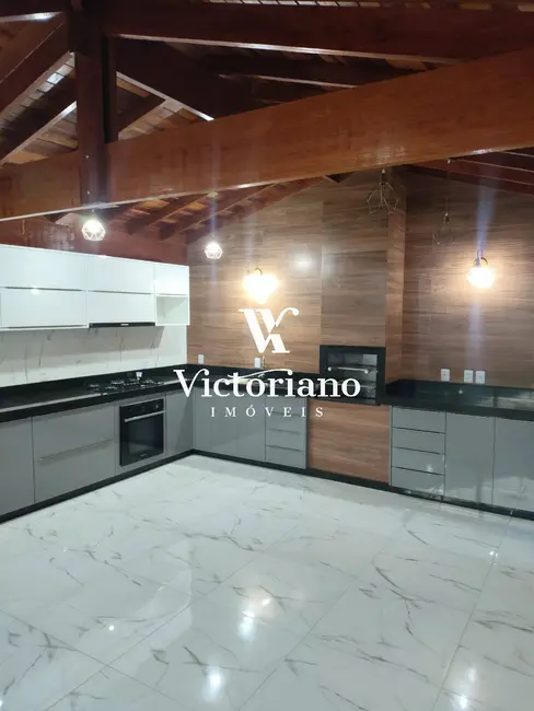 Foto 3 de Casa com 3 quartos à venda, 250m2 em Loteamento Villa Branca, Jacarei - SP