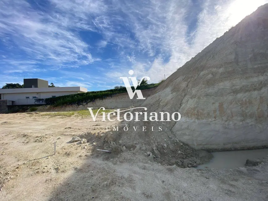 Foto 2 de Lote de Condomínio à venda, 1049m2 em Condomínio Parque Vale dos Lagos, Jacarei - SP