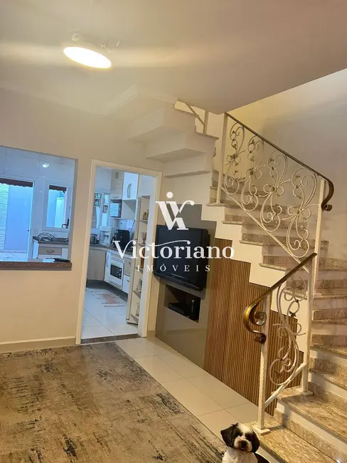 Foto 1 de Casa de Condomínio com 2 quartos à venda, 160m2 em Jardim Santa Maria, Jacarei - SP