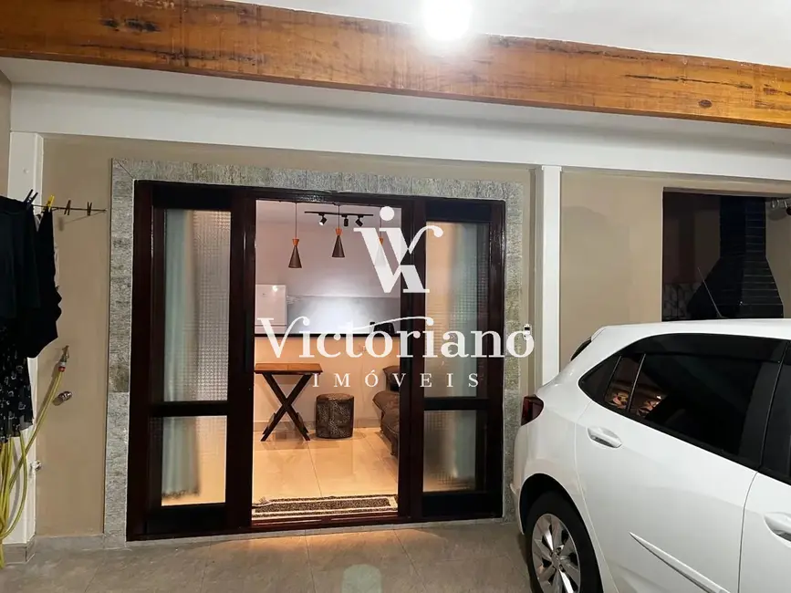 Foto 4 de Casa com 2 quartos à venda, 140m2 em Jardim Santa Marina, Jacarei - SP