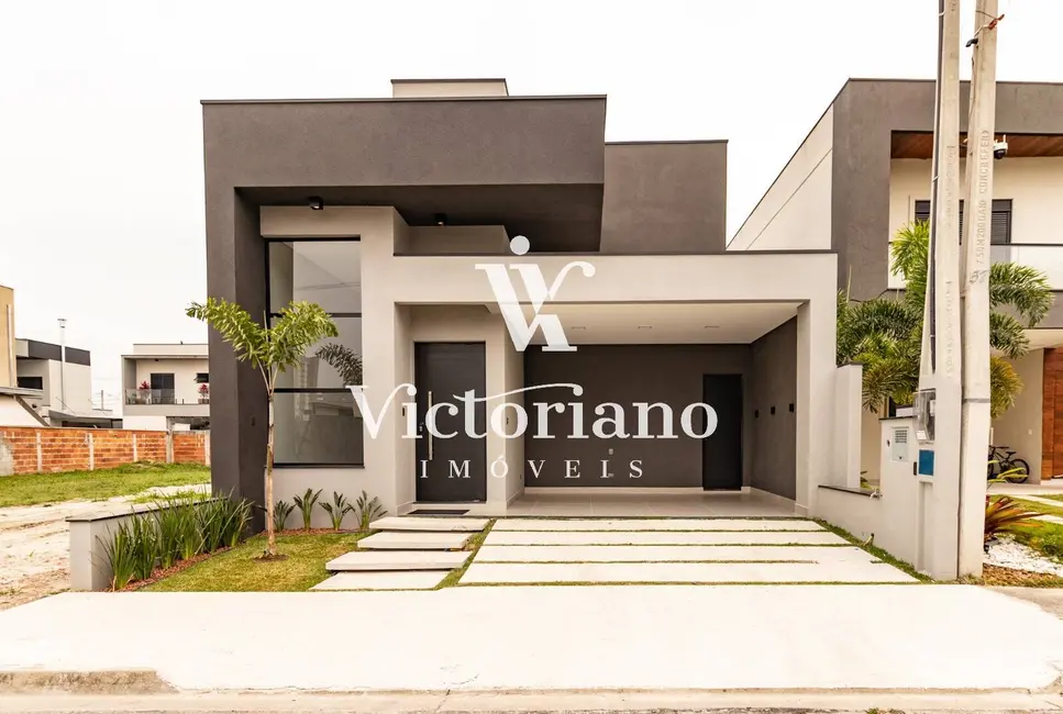 Foto 1 de Casa de Condomínio com 3 quartos à venda, 212m2 em Jardim Jacinto, Jacarei - SP