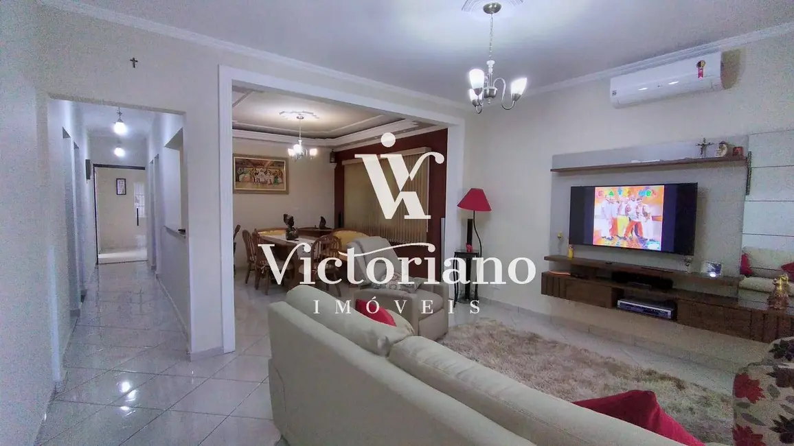 Foto 5 de Casa com 4 quartos à venda, 284m2 em Cidade Jardim, Jacarei - SP