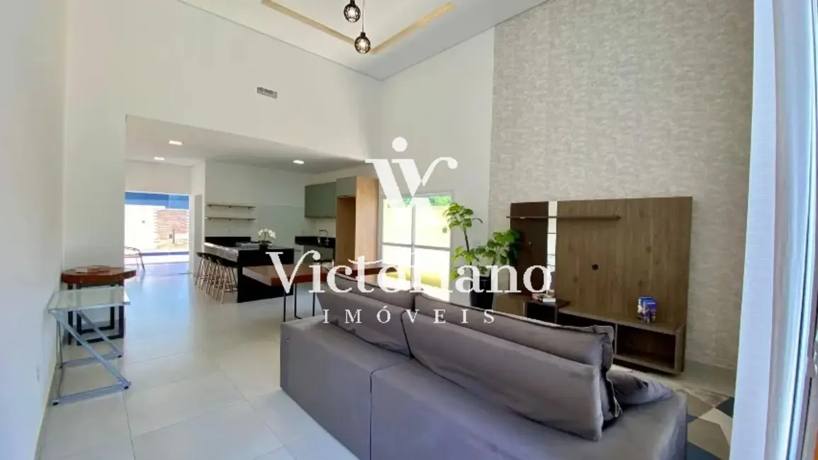 Foto 2 de Casa de Condomínio com 3 quartos à venda, 300m2 em Cacapava - SP