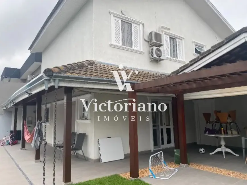 Foto 5 de Casa de Condomínio com 4 quartos à venda, 350m2 em Jardim Santa Maria, Jacarei - SP