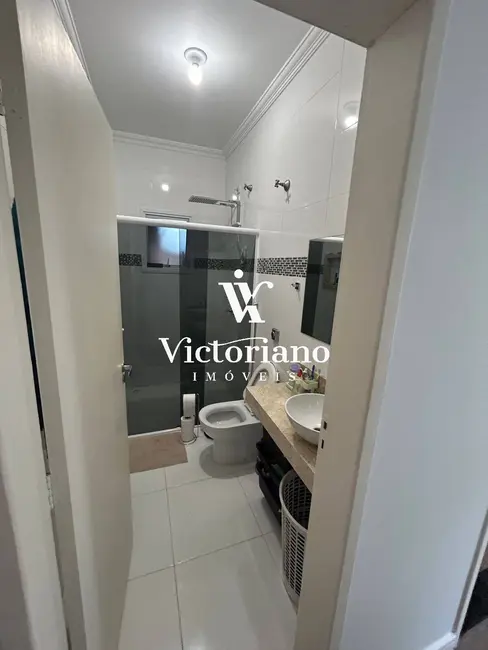 Casa de Condomínio com 3 quartos à venda, 231m2 em Jardim Jacinto, Jacarei - SP - imagem 8 Foto 8 de Casa de Condomínio com 3 quartos à venda, 231m2 em Jardim Jacinto, Jacarei - SP