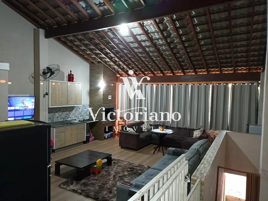 Foto 2 de Casa com 3 quartos à venda, 167m2 em Jardim Paraíso, Jacarei - SP