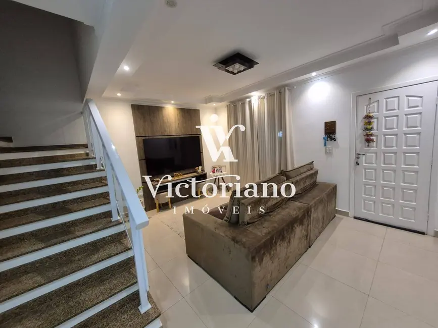 Foto 1 de Casa de Condomínio com 2 quartos à venda, 150m2 em Jardim Califórnia, Jacarei - SP