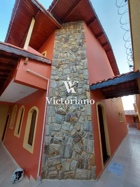 Foto 3 de Casa com 4 quartos à venda, 250m2 em Jardim Altos de Santana I, Jacarei - SP