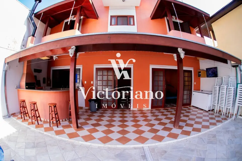 Foto 9 de Casa com 3 quartos à venda, 250m2 em Loteamento Villa Branca, Jacarei - SP