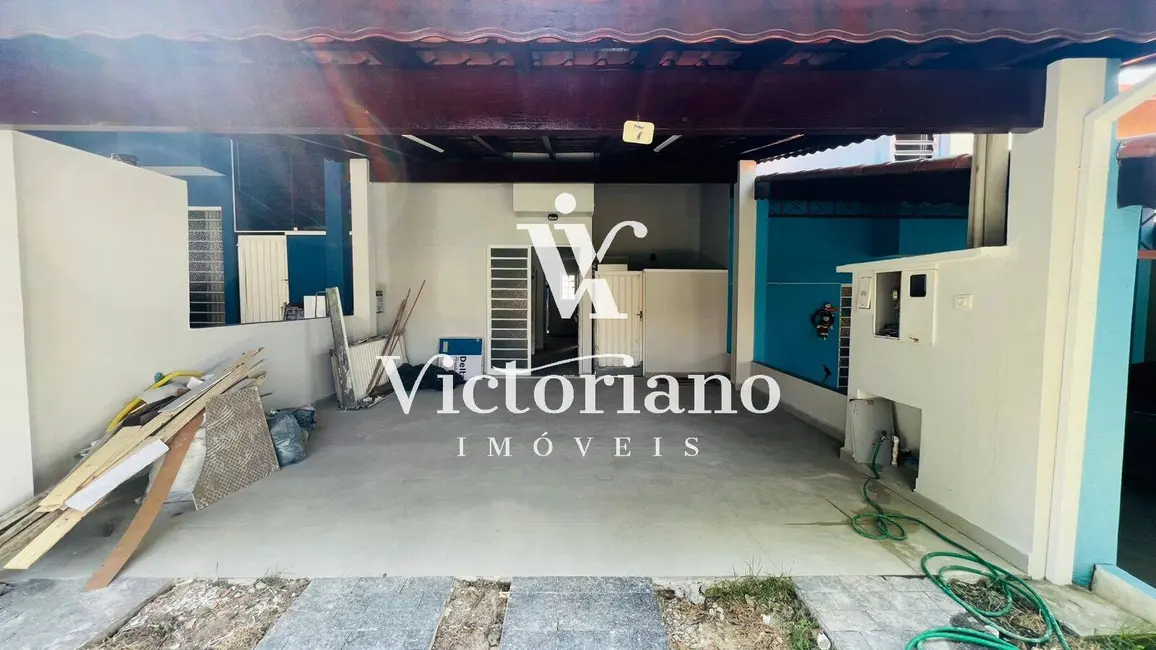 Foto 2 de Casa de Condomínio com 4 quartos à venda, 98m2 em Jardim Califórnia, Jacarei - SP