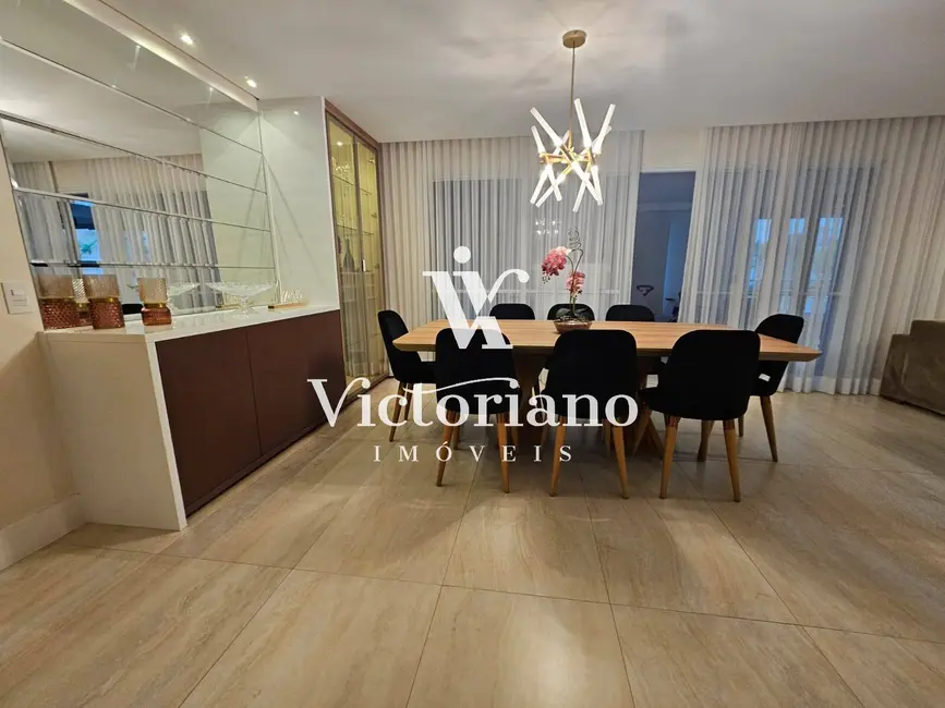 Apartamento com 3 quartos à venda, 182m2 em Sao Jose Dos Campos - SP - imagem 7 Foto 7 de Apartamento com 3 quartos à venda, 182m2 em Sao Jose Dos Campos - SP
