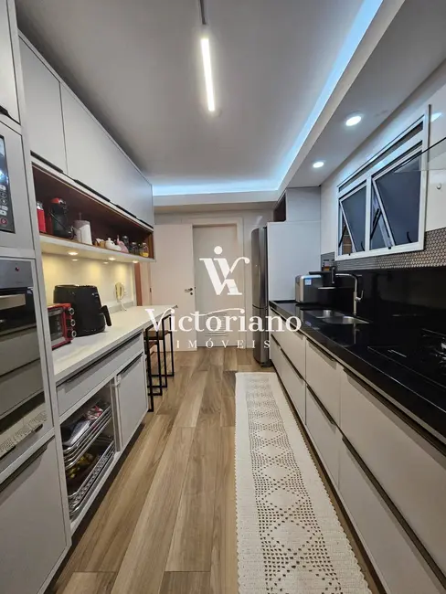 Apartamento com 3 quartos à venda, 182m2 em Sao Jose Dos Campos - SP - imagem 5 Foto 5 de Apartamento com 3 quartos à venda, 182m2 em Sao Jose Dos Campos - SP