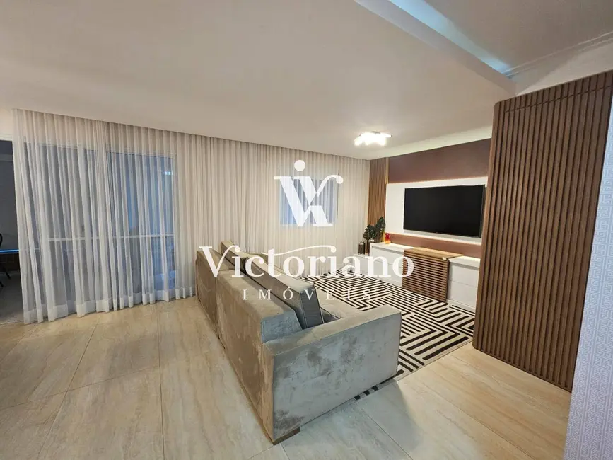 Apartamento com 3 quartos à venda, 182m2 em Sao Jose Dos Campos - SP - imagem 9 Foto 9 de Apartamento com 3 quartos à venda, 182m2 em Sao Jose Dos Campos - SP