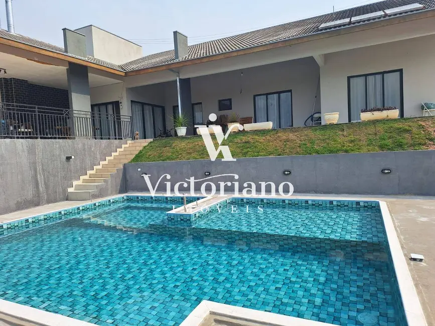 Foto 6 de Casa de Condomínio com 3 quartos à venda, 2000m2 em Condomínio Parque Vale dos Lagos, Jacarei - SP