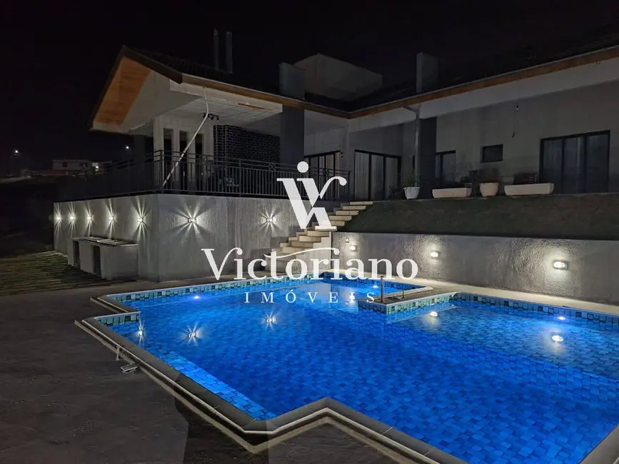 Foto 1 de Casa de Condomínio com 3 quartos à venda, 2000m2 em Condomínio Parque Vale dos Lagos, Jacarei - SP