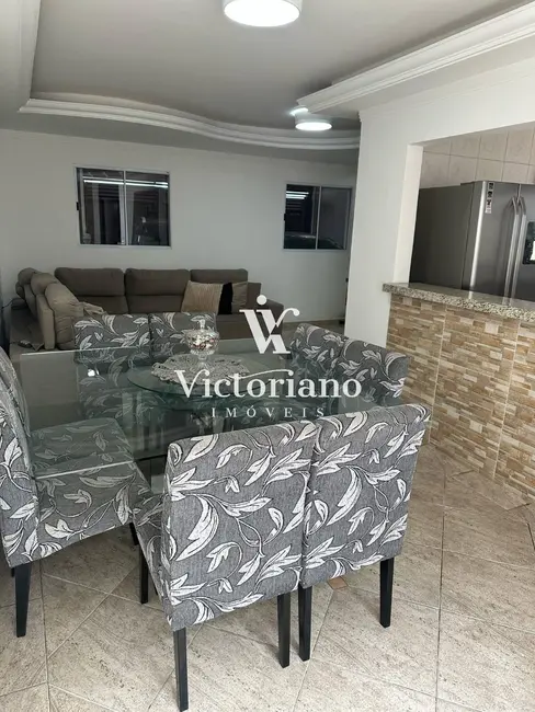 Foto 8 de Casa com 3 quartos à venda, 187m2 em Jardim Altos de Santana II, Jacarei - SP