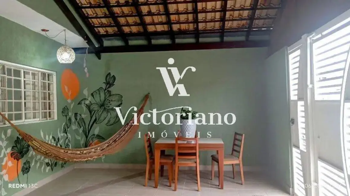 Foto 2 de Casa com 3 quartos à venda, 175m2 em Residencial Parque dos Sinos, Jacarei - SP