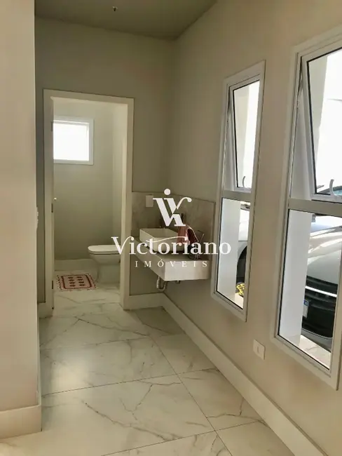 Foto 7 de Casa de Condomínio com 4 quartos à venda, 212m2 em Jardim Jacinto, Jacarei - SP